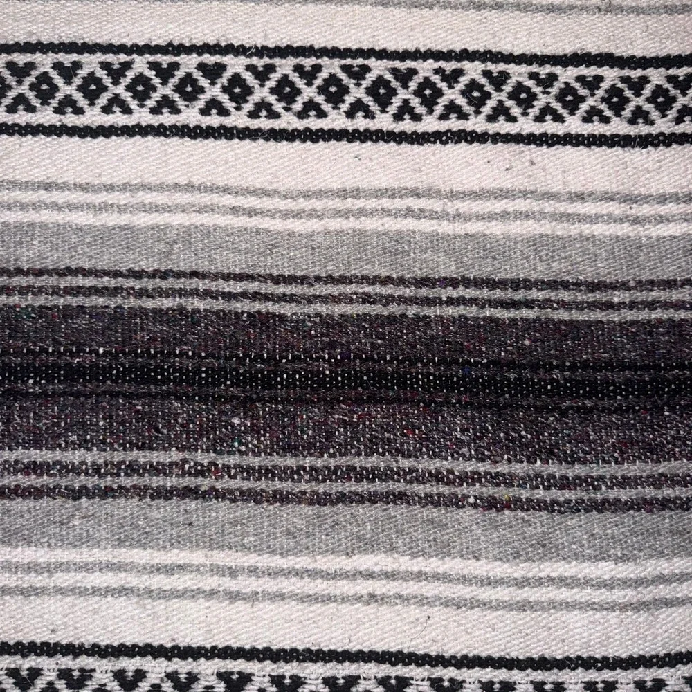 Traditional Mexican Falsa blanket-Yoga-Beach-Picnic Approx 46.75x69.25